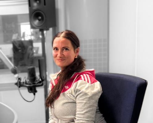 Bayern 2 Interview: Maura Porrmann bei „Eins zu Eins. Der Talk“